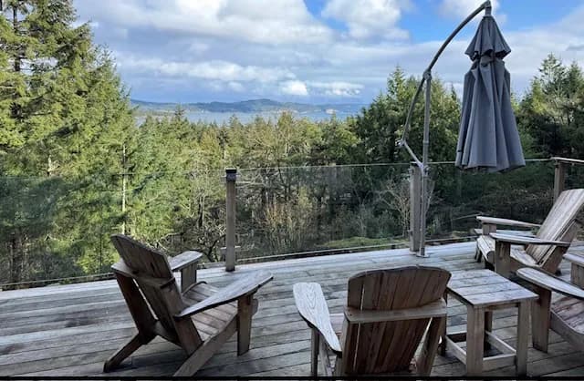 Island Forest Retreat - Photo 2